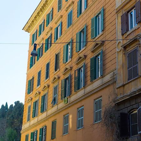 B&B Laurus Colosseo Rome Luaran gambar