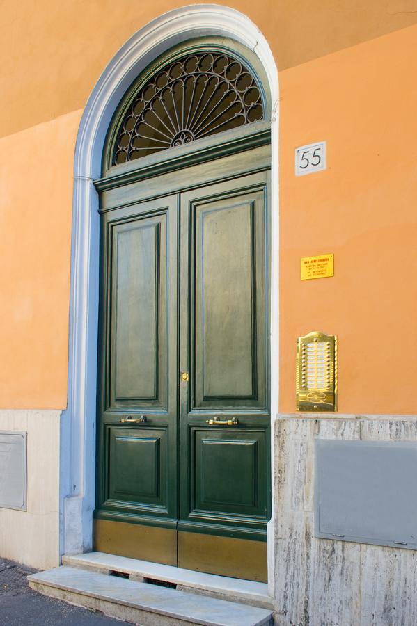 B&B Laurus Colosseo Rome Luaran gambar